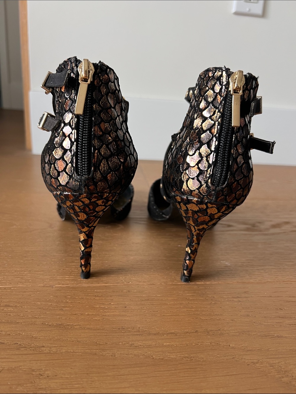 Thalia Sodi Black Metallic Snake-Print Strappy Heels